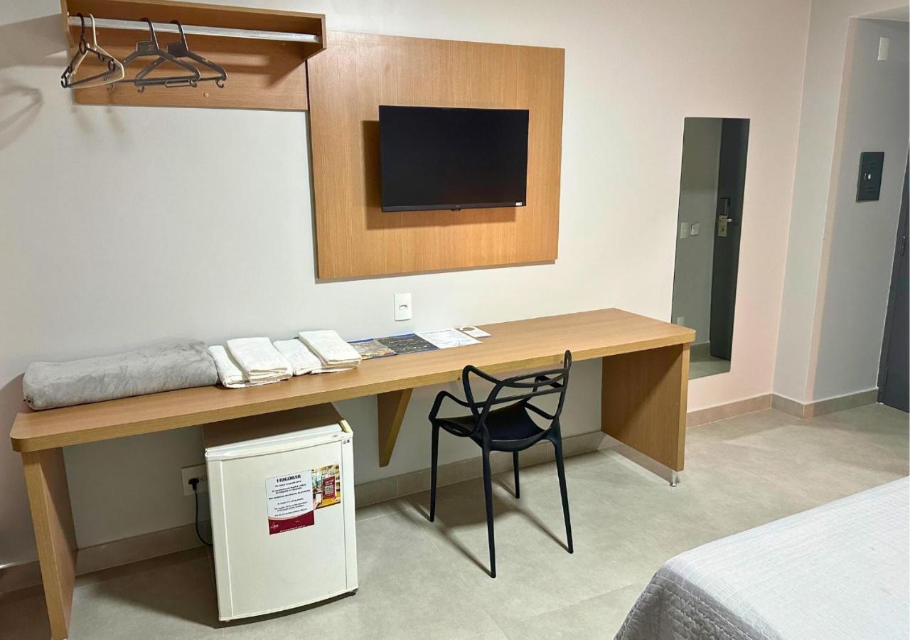 Brasilia Park Hotel Candangolandia Kamer foto